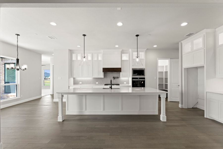 Representative furnished interior of a home built from the Derby by Windsor Homes in Ridge Pointe Estates, McLendon-Chisholm (Image 9).
