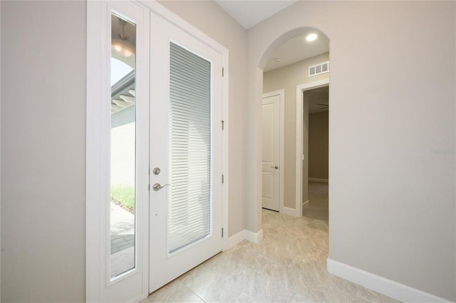 Spacious, unfurnished interior of a new home in , Palm Coast (Image 28).