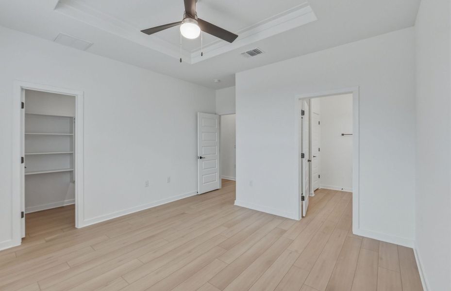 Spacious, unfurnished interior of a new home in Woodside, Georgetown (Image 36).