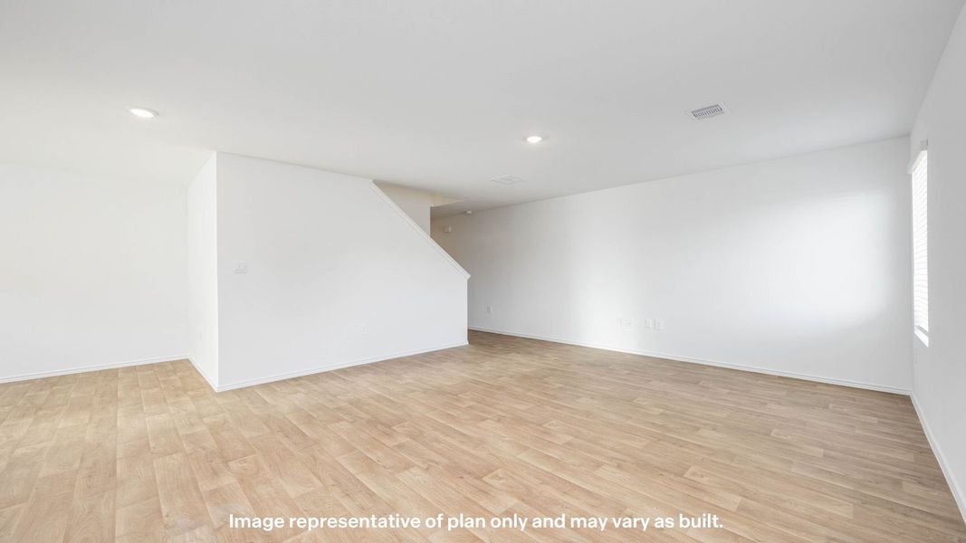 Spacious, unfurnished interior of a new home in Deer Meadows, Odessa (Image 14).