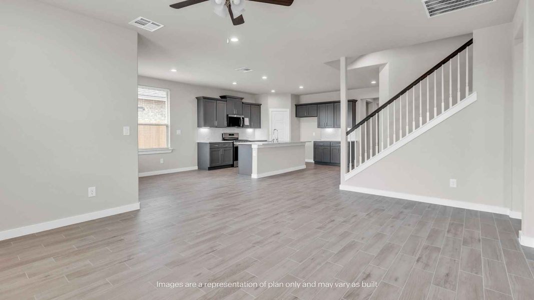 Spacious, unfurnished interior of a new home in Homestead at Parks Bell Ranch, Odessa (Image 16).