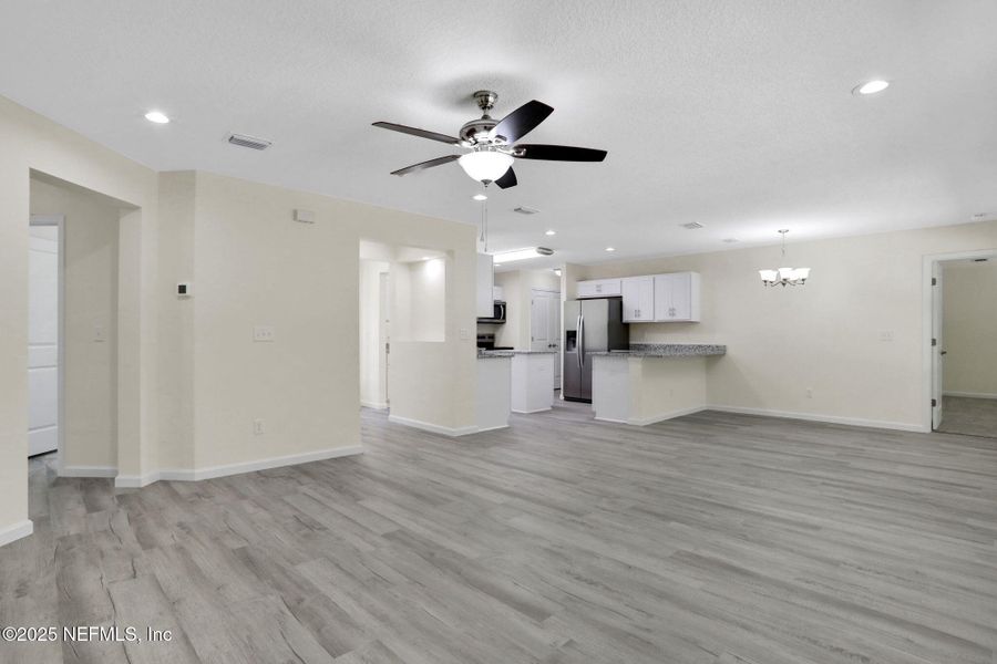 Image 33 of a home in .