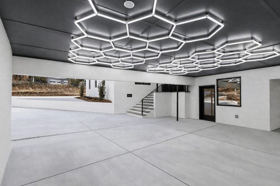 Spacious, unfurnished interior of a new home in , Atlanta (Image 24). Spacious, unfurnished interior of a new home in , Atlanta (Image 24).