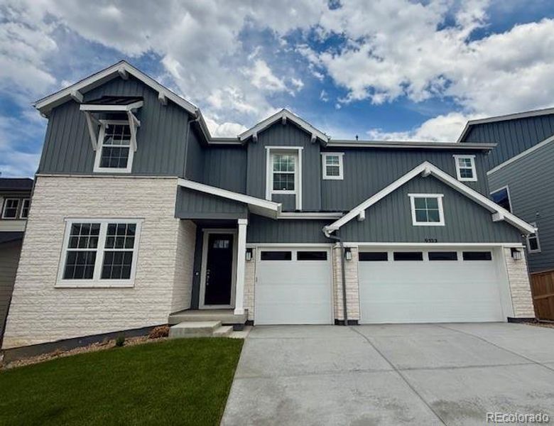 9322 Quaker Street ~ Ready Now