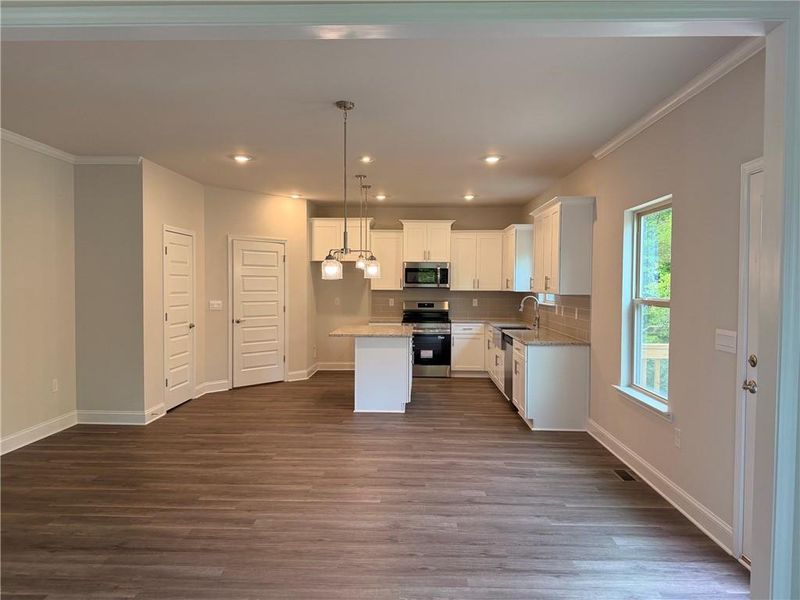 Image 43 of a home in Magnolia Villas.