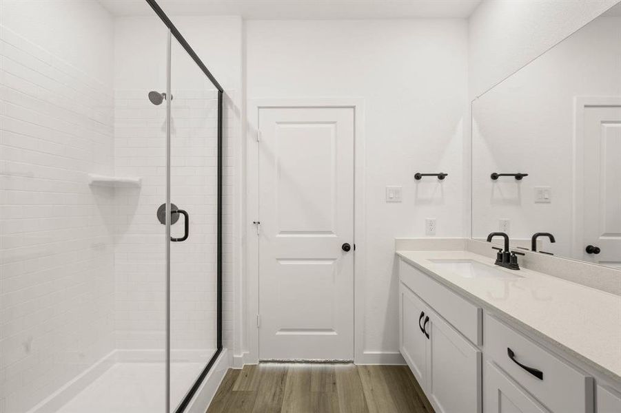 24_684 Tyronza- Primary Suite-4