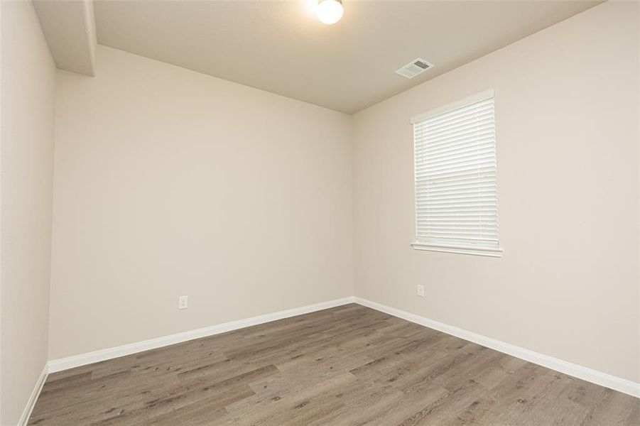 Image 4 of a home in Charleston Heights.