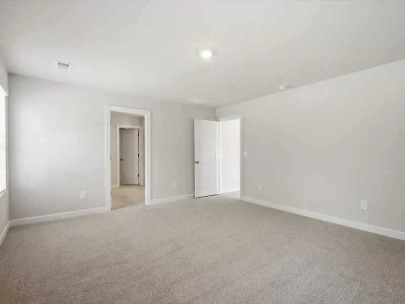 Spacious, unfurnished interior of a new home in Shiloh Valley, Piedmont (Image 17). Spacious, unfurnished interior of a new home in Shiloh Valley, Piedmont (Image 17).