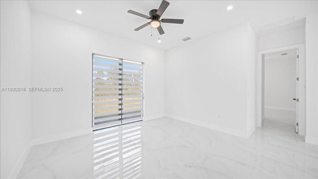 Spacious, unfurnished interior of a new home in , Lehigh Acres (Image 20). Spacious, unfurnished interior of a new home in , Lehigh Acres (Image 20).