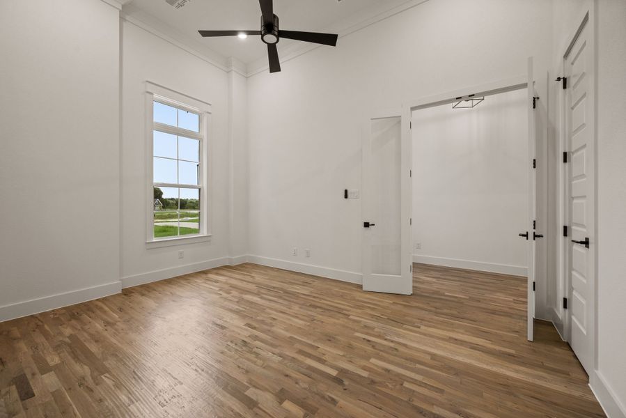 Spacious, unfurnished interior of a new home in Rolling Creek Ranch, Aledo (Image 24). Spacious, unfurnished interior of a new home in Rolling Creek Ranch, Aledo (Image 24).