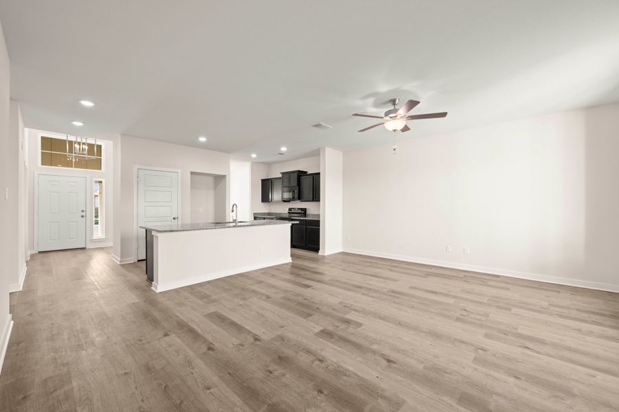 Spacious, unfurnished interior of a new home in The Village at Elm Creek, Troy (Image 15).