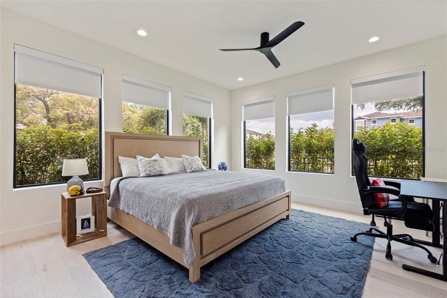 Furnished interior view inside a new home in , Tampa (Image 31).