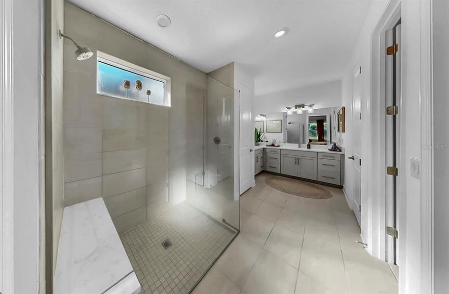 Furnished interior view inside a new home in , Sarasota (Image 32).