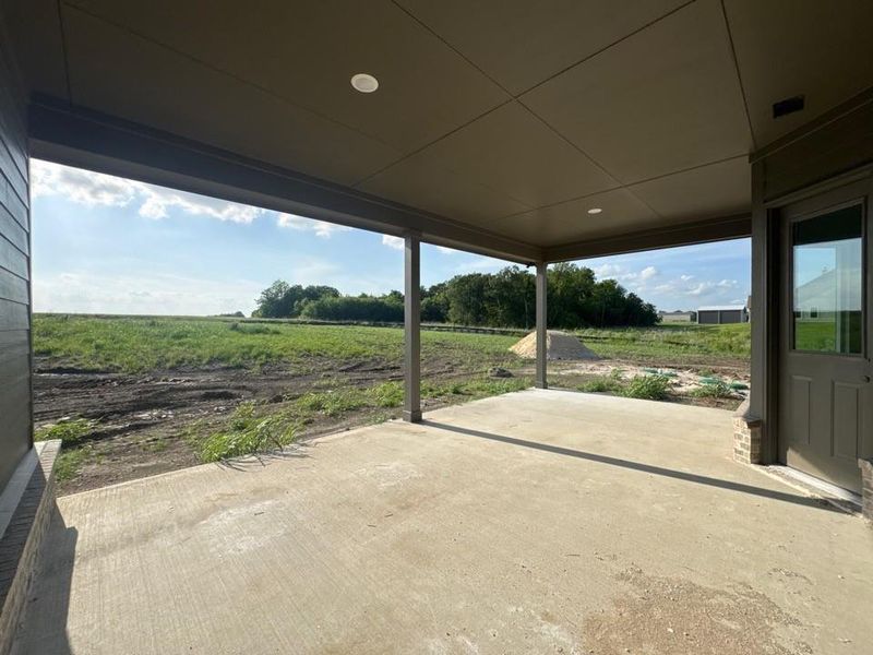 Exterior details and patio area of a home in Terra Escalante, Blue Ridge (Image 3).