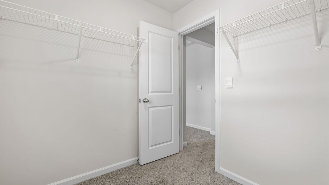 Spacious, unfurnished interior of a new home in Covington Village, Greer (Image 32).