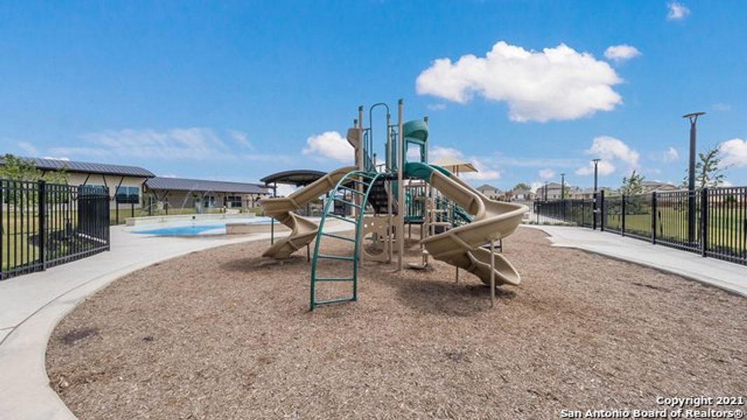 Community amenities in Langdon, San Antonio (Image 33).
