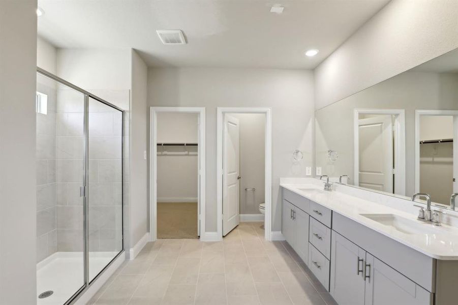 Photo is not of the actual home, but is an inspirational photo of builder’s model home and may depict options, furnishings, and/or decorator features that are not included. Photo is not of the actual home, but is an inspirational photo of builder’s model home and may depict options, furnishings, and/or decorator features that are not included.