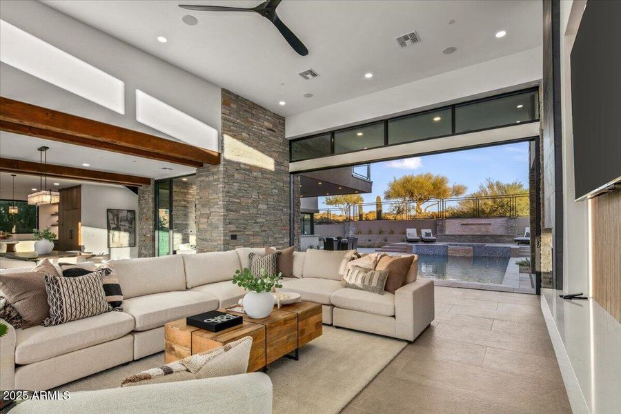 046-Living Room Views 046-Living Room Views