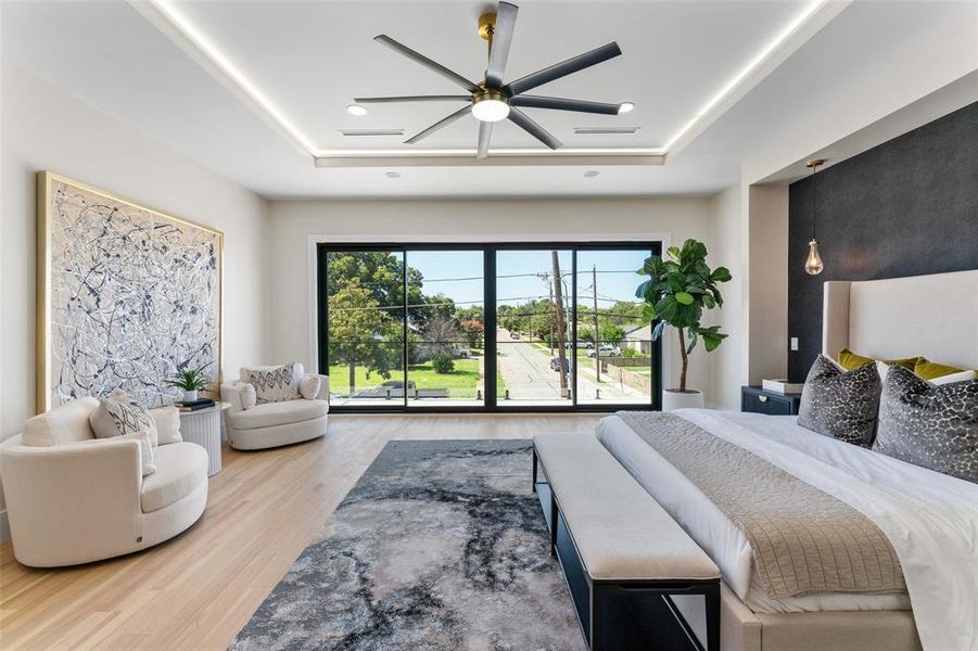 Furnished interior view inside a new home in , Dallas (Image 10). Furnished interior view inside a new home in , Dallas (Image 10).