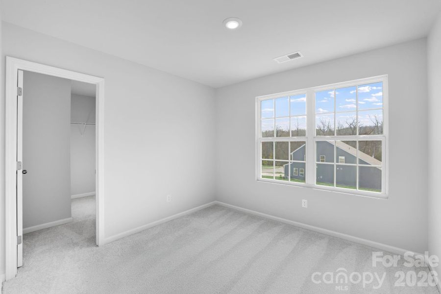Spacious, unfurnished interior of a new home in Cleveland Hill, Shelby (Image 24).