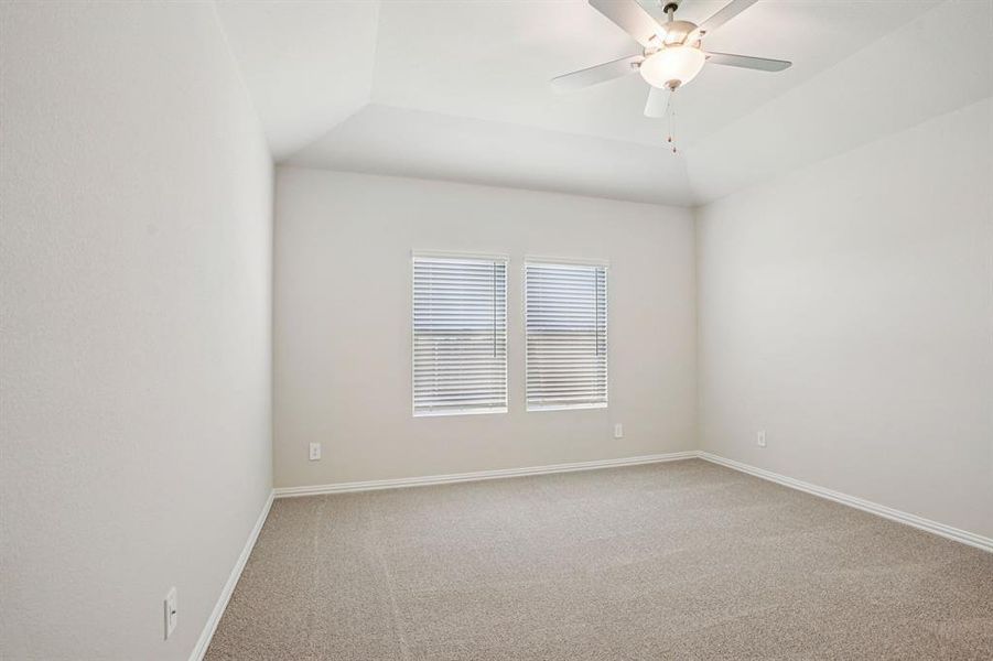 Photo is not of the actual home, but is an inspirational photo of builder’s model home and may depict options, furnishings, and/or decorator features that are not included. Photo is not of the actual home, but is an inspirational photo of builder’s model home and may depict options, furnishings, and/or decorator features that are not included.