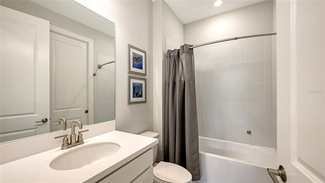 Furnished interior view inside a new home in , Bradenton (Image 14).