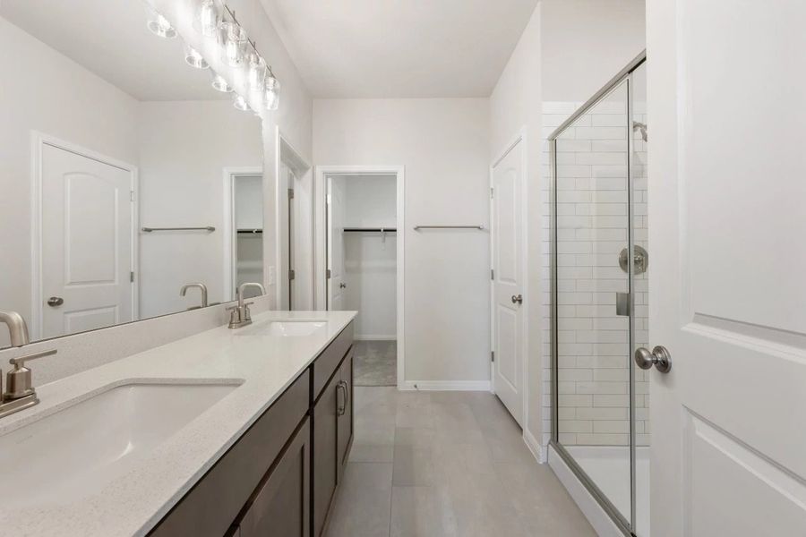 Furnished interior view inside a new home in Rolling Glen, Hutto (Image 10).