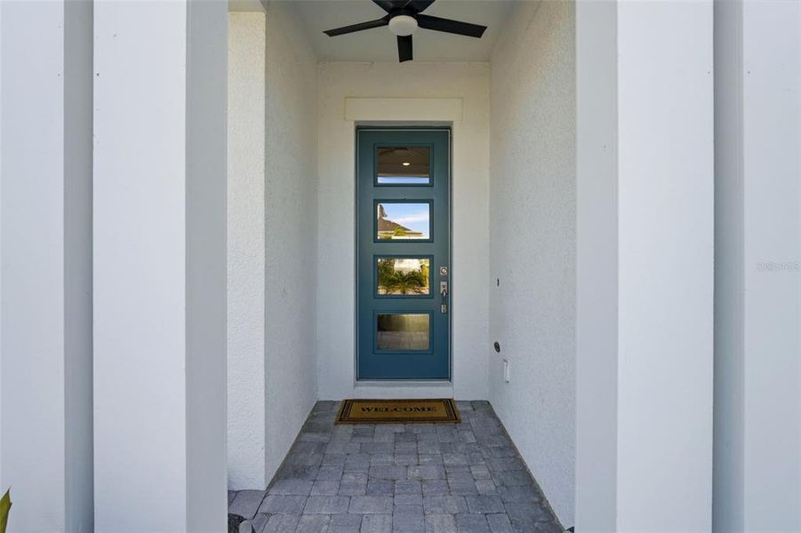 Exterior details and patio area of a home in Emerald Landing at Waterside at Lakewood Ranch – Lake Series, Sarasota (Image 29). Exterior details and patio area of a home in Emerald Landing at Waterside at Lakewood Ranch – Lake Series, Sarasota (Image 29).