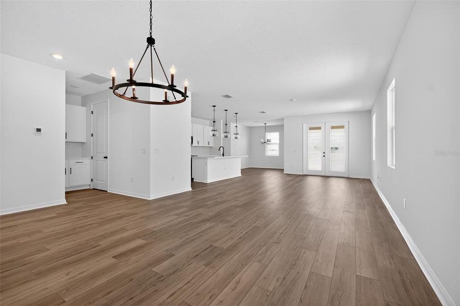 Spacious, unfurnished interior of a new home in Trailside, Mount Dora (Image 11).