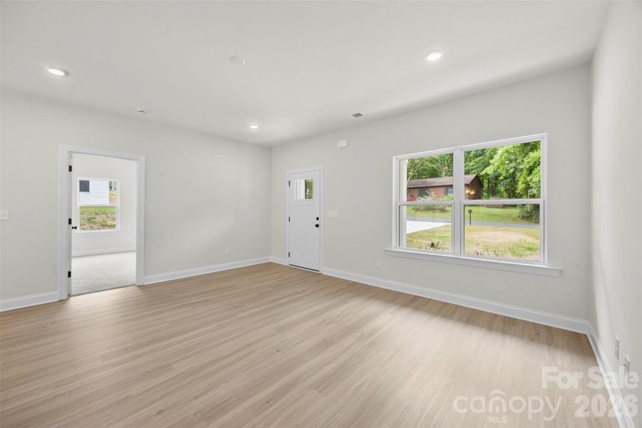 Spacious, unfurnished interior of a new home in , Kings Mountain (Image 20). Spacious, unfurnished interior of a new home in , Kings Mountain (Image 20).