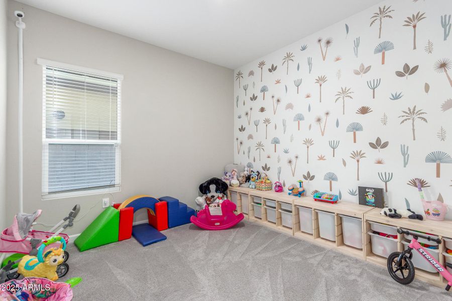 33 Sinclair 33 Sinclair