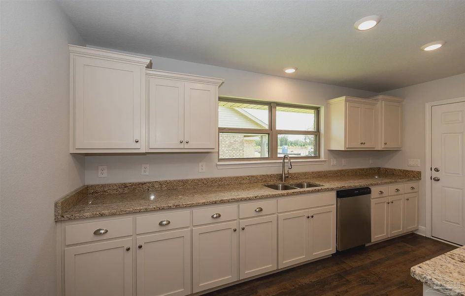 Furnished interior view inside a new home in Emmaline Gardens, Milton (Image 7).