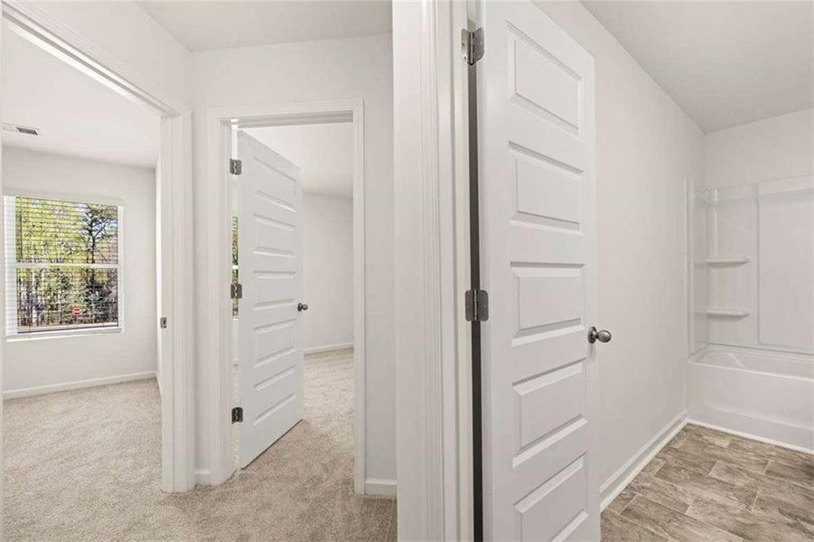 Spacious, unfurnished interior of a new home in Oakchase at Hampton, Hampton (Image 16).