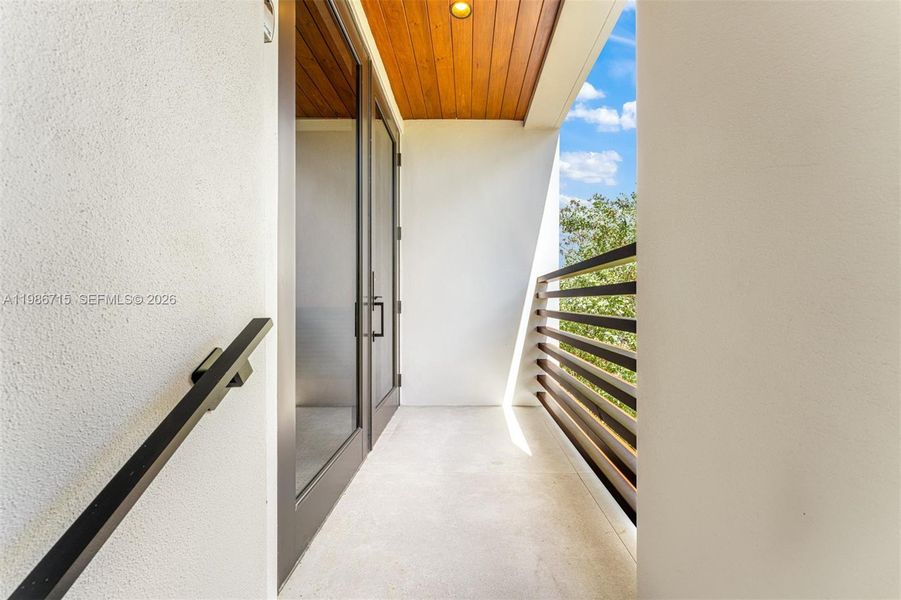 Exterior details and patio area of a home in , Key Largo (Image 4). Exterior details and patio area of a home in , Key Largo (Image 4).