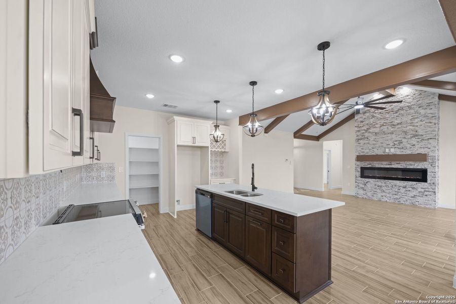 Furnished interior view inside a new home in , Floresville (Image 5).