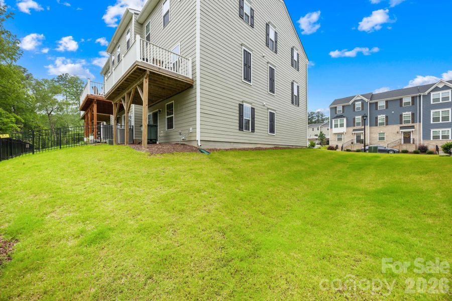 Exterior details and patio area of a home in , Gastonia (Image 3).