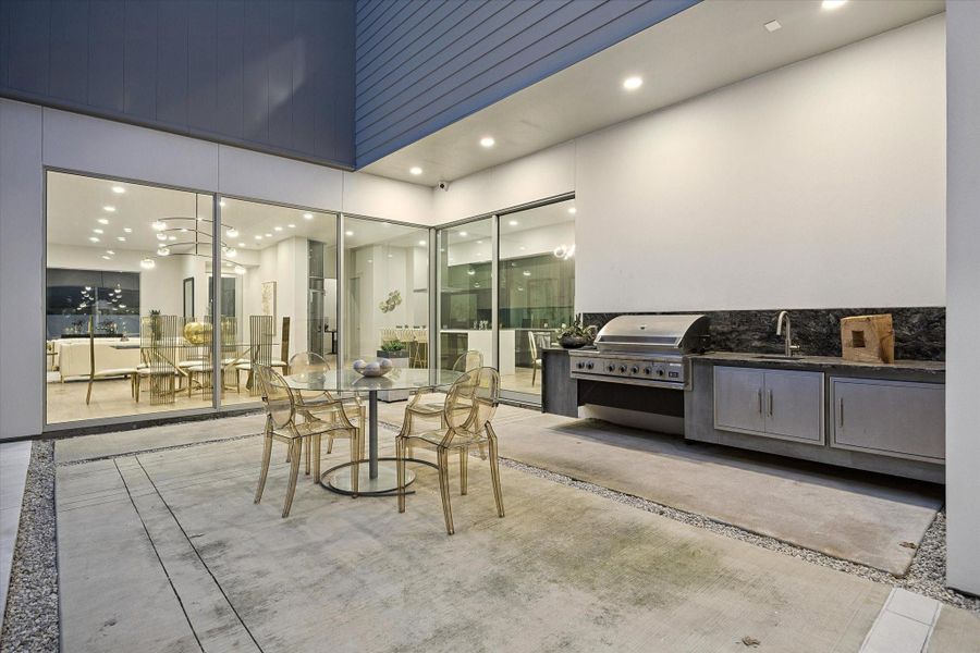 Exterior details and patio area of a home in , Houston (Image 33).