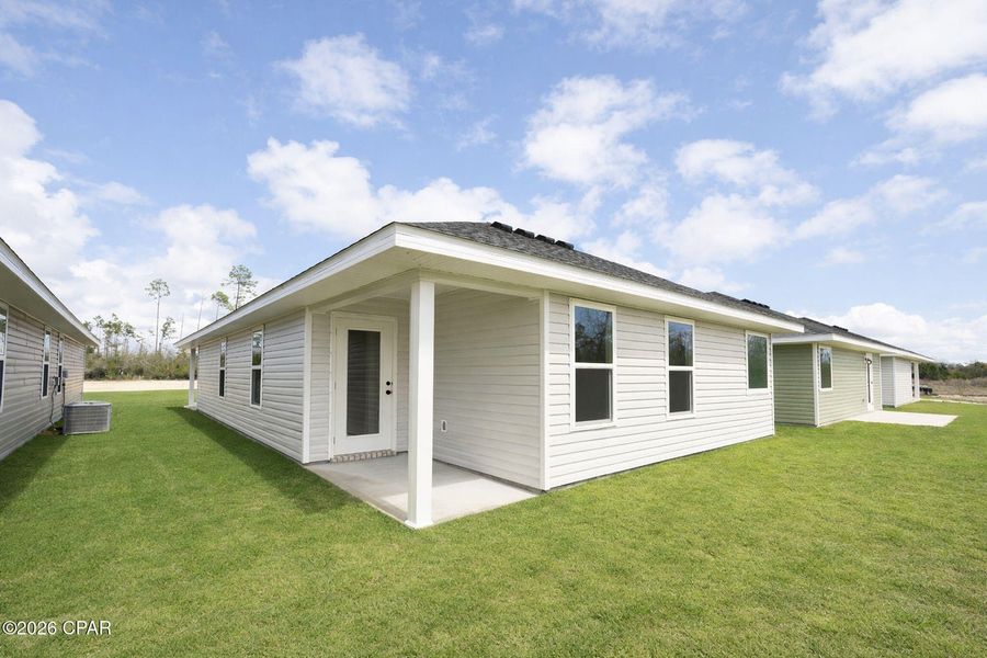Exterior details and patio area of a home in Fox Glenn, Panama City (Image 4). Exterior details and patio area of a home in Fox Glenn, Panama City (Image 4).