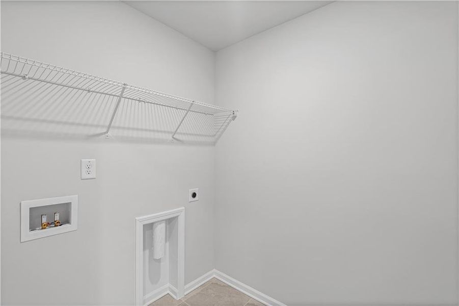 Spacious, unfurnished interior of a new home in Avery Ridge, Gainesville (Image 24). Spacious, unfurnished interior of a new home in Avery Ridge, Gainesville (Image 24).