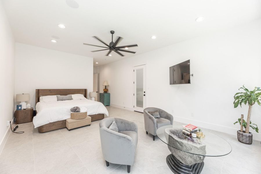 Furnished interior view inside a new home in , Magnolia (Image 17).