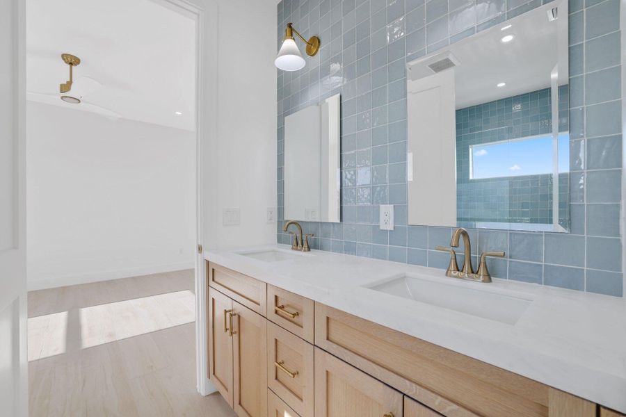 309 Claremont Lane - 56.jpg-SMALL 309 Claremont Lane - 56.jpg-SMALL