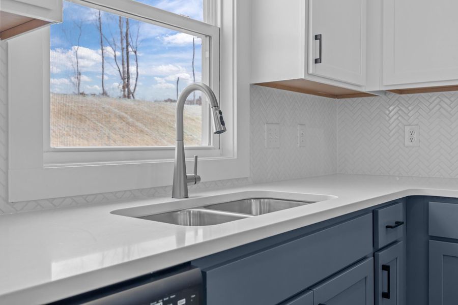 Representative interior finishes for a home built from the Blue Satin Sashes by Garman Homes in Spring Valley, Trinity (Image 8).