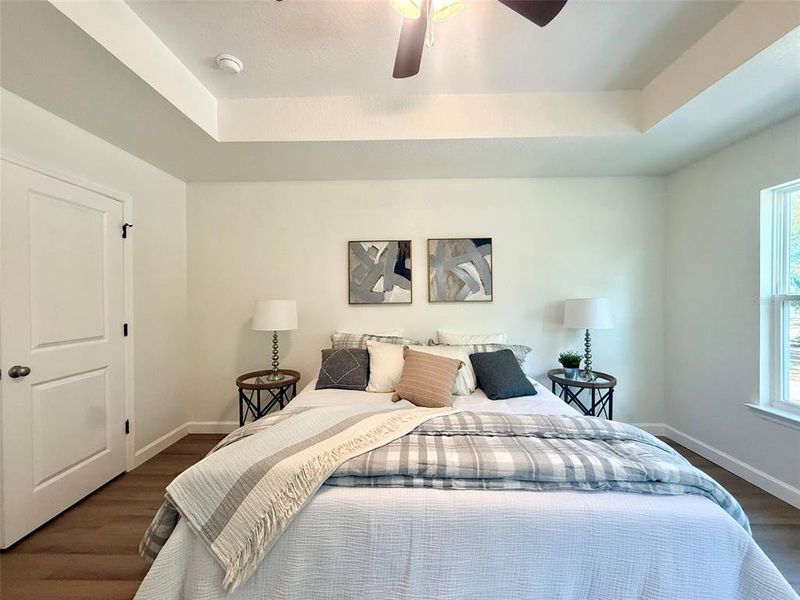 Furnished interior view inside a new home in , Alachua (Image 10).