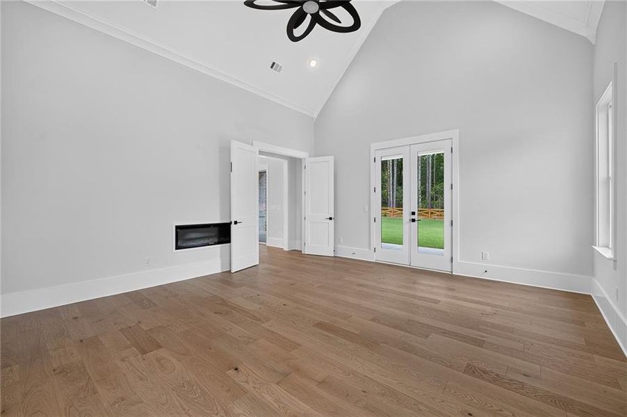 Spacious, unfurnished interior of a new home in , Lawrenceville (Image 41).