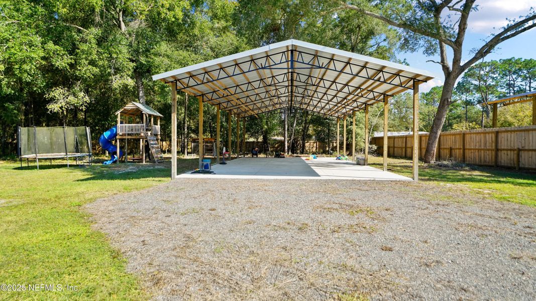 Community amenities in , Keystone Heights (Image 43). Community amenities in , Keystone Heights (Image 43).