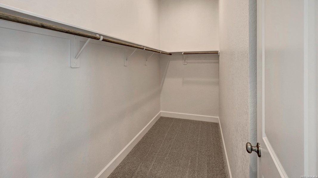 Spacious, unfurnished interior of a new home in Alsatian Oaks, Castroville (Image 20).