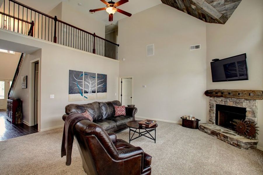 Representative furnished interior of a home built from the The Stratton by Bamford and Company in Rowland Springs, Cartersville (Image 10).