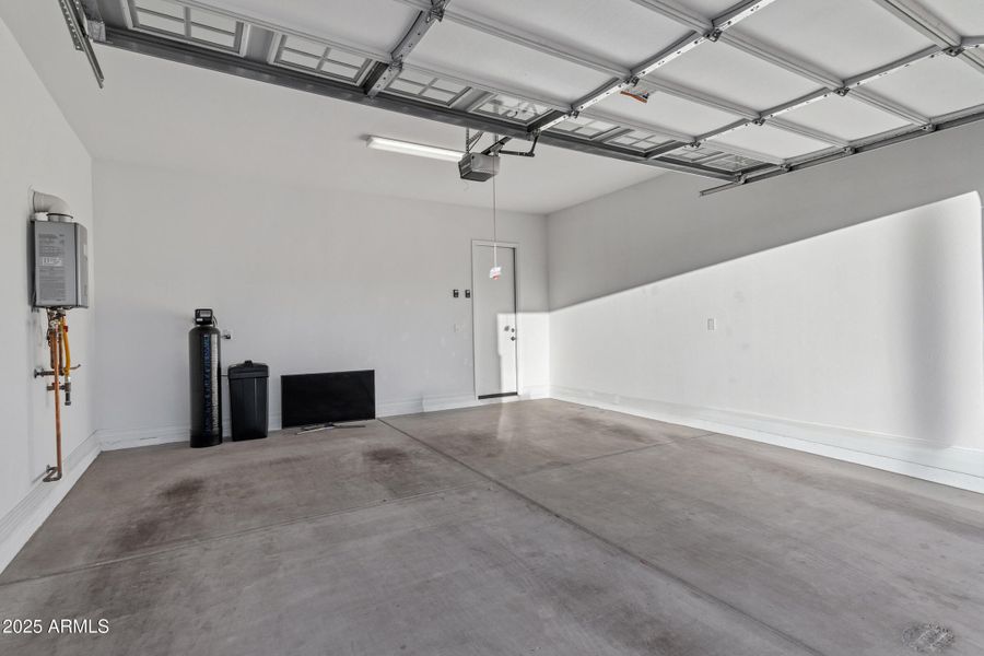 5211 S Del Rancho-43