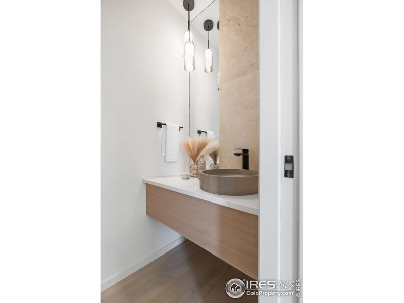 Furnished interior view inside a new home in , Boulder (Image 9).