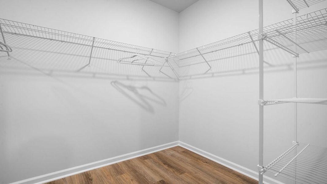 Spacious, unfurnished interior of a new home in Fernhill Farms, Statesboro (Image 21).